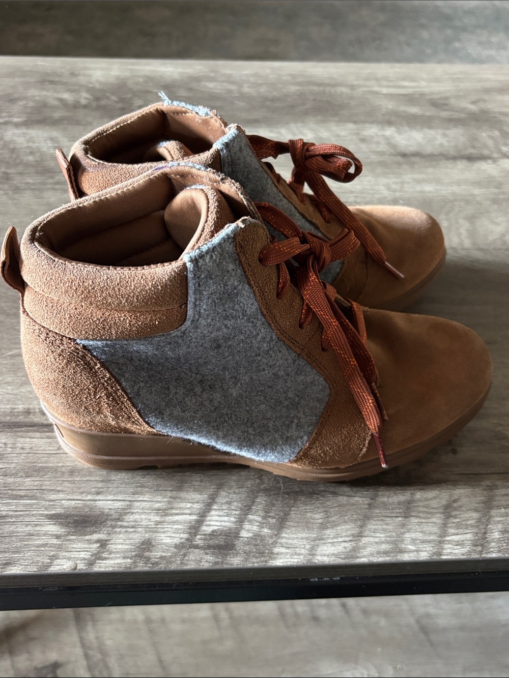Sorel Casual Tan Leather Wedge Sneaker - Neutral Tone